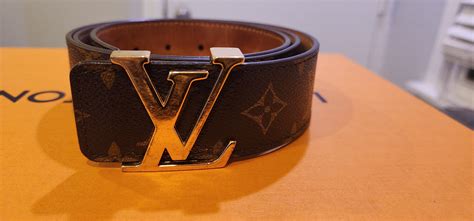 louis vuitton belt m9608|louis vuitton belt identification.